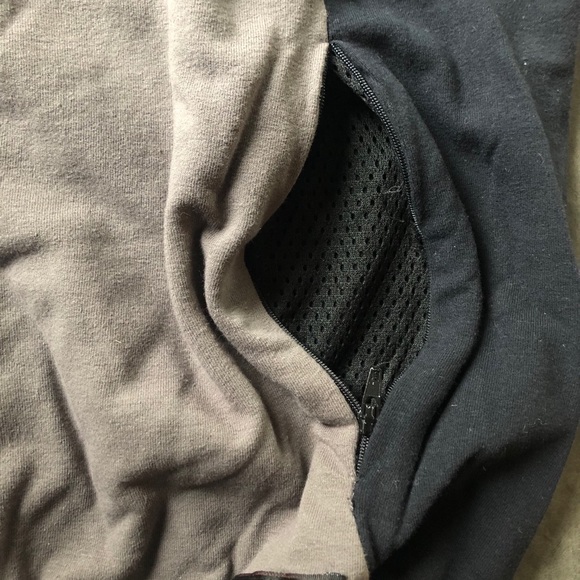 Men’s Wilderness Experience Full Zip Vest - Picture 2 of 4